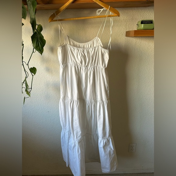 Lovers + Friends White Tiered Midi Dress Size Medium - Picture 3 of 5